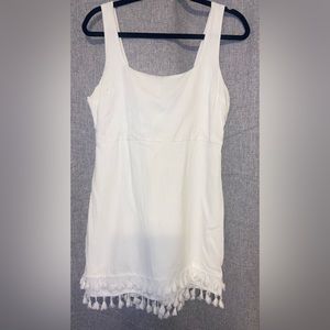 Lulus White linen/rayon mini dress, Sz L